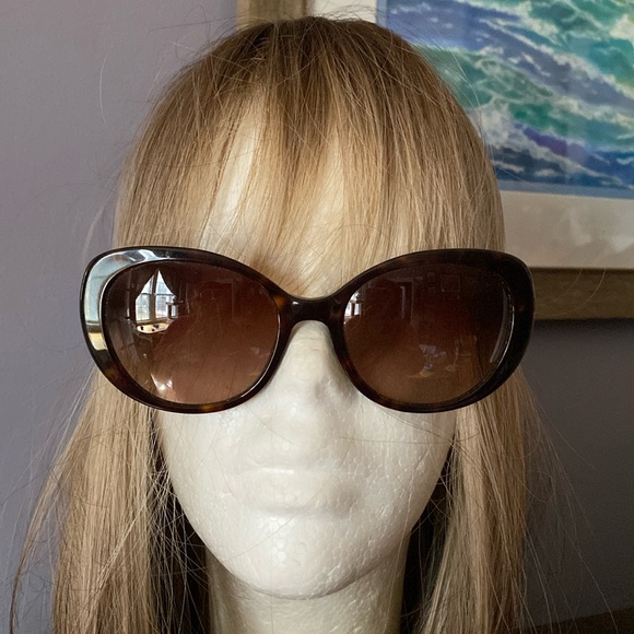 Coach Sunglasses with Case - Picture 2 of 16